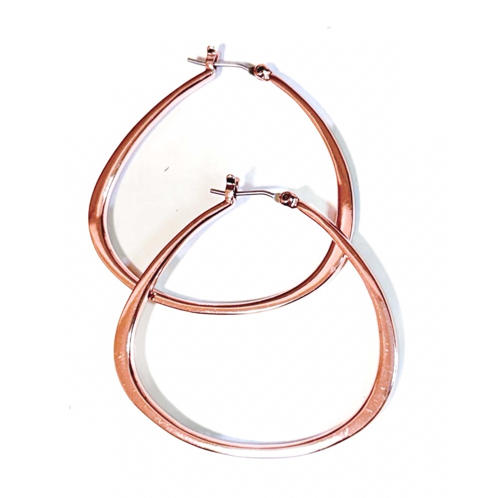NEW - Elegant Classic Rose Gold Boho Chic Hoop Earrings by Sam Edelman